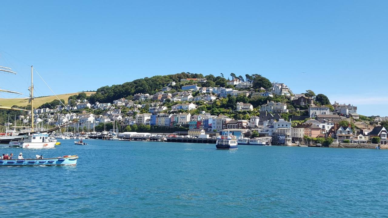Sunnydaze-Detached Chalet With 2 Bedrooms And 2 Bathrooms And Private Parking Outside Door Dartmouth Exterior photo